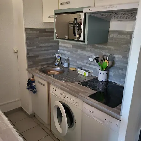 Clos St Cyprien Superbe T2 Proche Et Port - Terrasse - Piscine - Parking *